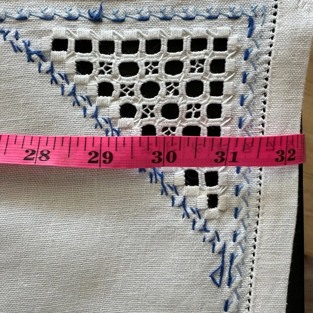 Vintage Hardanger Hand Embroidered Linen Tablecloth Blue White Square 32x32